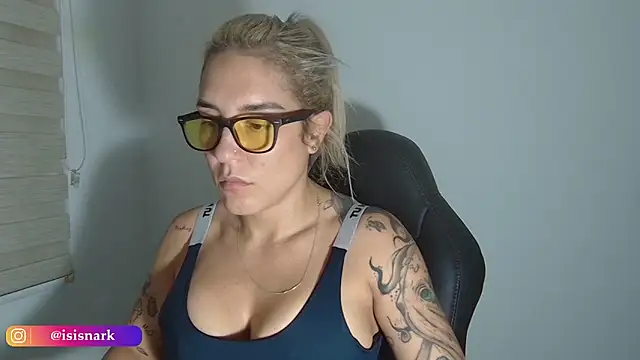 Isis69  online show from March 31, 2026, 1:51 am