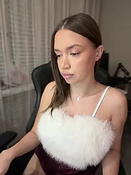 bunnyrich online show from October 21, 2025, 8:30 pm