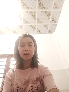 Sexy-ladyboobs20 online show from September 21, 2025, 1:11 am