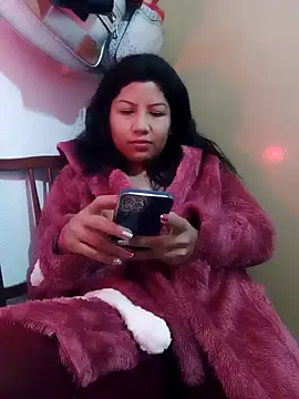 Snapshot of katymojadit chatting on January 12, 2025, 12:18 am katymojadit online show from January 12, 2025, 12:18 am