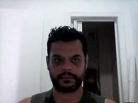 HornyBeachBoyBR online show from March 9, 2026, 12:30 pm