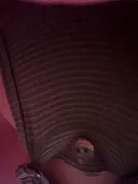 Snapshot of izanmiller2001 chatting on February 22, 2026, 11:17 pm izanmiller2001 online show from February 22, 2026, 11:17 pm