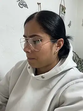 Snapshot of Sweet__Nurse1 chatting on October 29, 2025, 7:35 pm Sweet Nurse1 online show from October 29, 2025, 7:35 pm