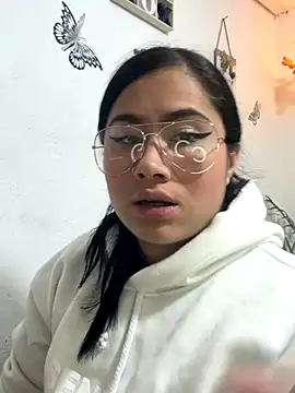 Snapshot of Sweet__Nurse1 chatting on December 5, 2025, 2:04 pm Sweet Nurse1 online show from December 5, 2025, 2:04 pm