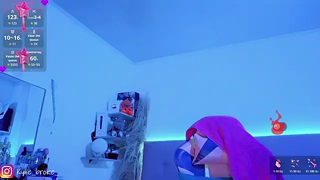 Kylie brokee online show from April 24, 2026, 10:12 pm