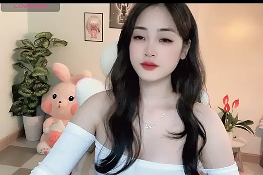  Aimy  online show from October 21, 2025, 3:39 am