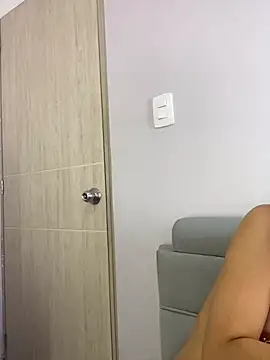Snapshot of AmmyJones_ chatting on October 3, 2025, 7:37 pm AmmyJones online show from October 3, 2025, 7:37 pm