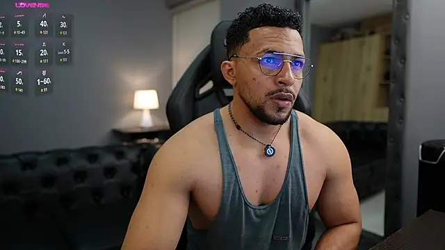 Snapshot of Martin_Logan chatting on February 1, 2026, 11:14 pm Martin Logan online show from February 1, 2026, 11:14 pm