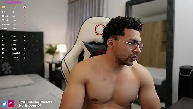 Martin Logan online show from March 17, 2025, 11:13 pm