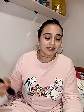 Juanamd1 online show from February 21, 2025, 11:01 am