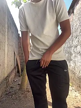 king cum  online show from November 4, 2025, 11:47 am