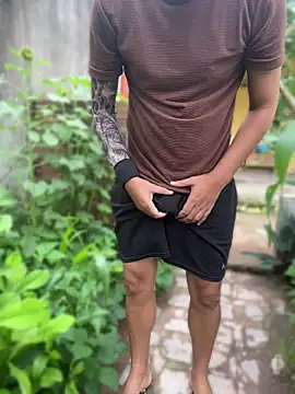 king cum  online show from April 14, 2026, 1:05 pm