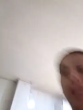 Snapshot of Nahiajhonson_ chatting on February 3, 2026, 1:05 pm Nahiajhonson online show from February 3, 2026, 1:05 pm