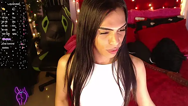 Snapshot of MARGOTFERRER chatting on September 10, 2025, 7:13 pm MARGOTFERRER online show from September 10, 2025, 7:13 pm