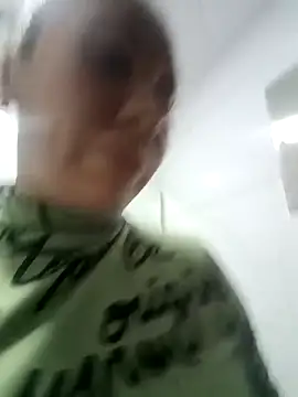 coral smitth online show from November 11, 2025, 4:18 am