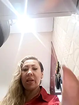 coral smitth online show from April 13, 2026, 6:34 pm