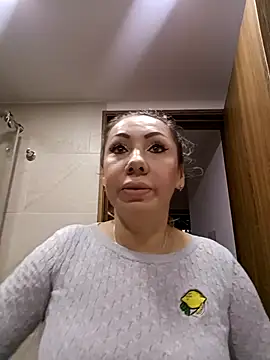 coral smitth online show from November 26, 2025, 6:19 pm