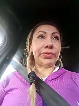 coral smitth online show from April 2, 2026, 12:12 pm