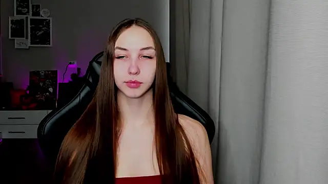 Sm0ly online show from March 31, 2026, 2:13 am