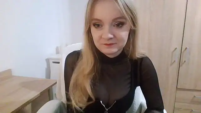 AlmaHoney online show from November 10, 2025, 9:31 pm