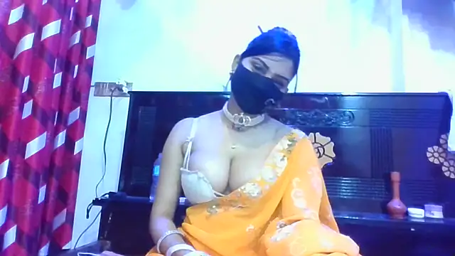 Snapshot of mariyaqueen chatting on March 10, 2025, 11:38 pm mariyaqueen online show from March 10, 2025, 11:38 pm