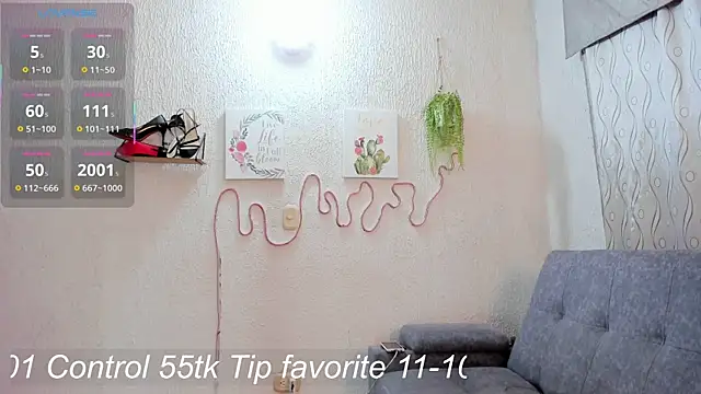 Snapshot of samanthaeliott22 chatting on November 25, 2025, 5:08 am samanthaeliott22 online show from November 25, 2025, 5:08 am