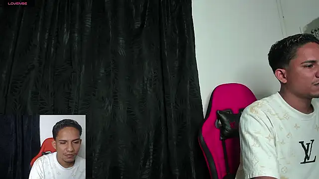 Snapshot of Extreme_dirty_paradise chatting on February 14, 2026, 4:13 am Extreme dirty paradise online show from February 14, 2026, 4:13 am