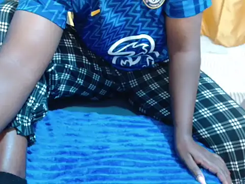 leslysexygirl online show from February 13, 2026, 5:18 am