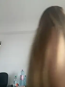 RaquelleDevon online show from March 17, 2025, 6:07 am