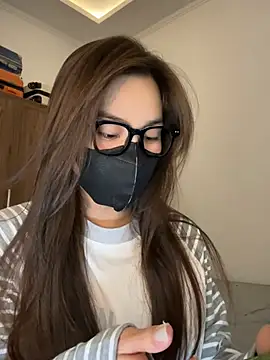 Lilisa miu online show from January 12, 2026, 4:03 pm