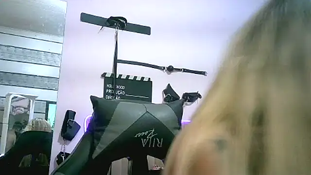 Transthifany online show from September 10, 2025, 10:09 pm