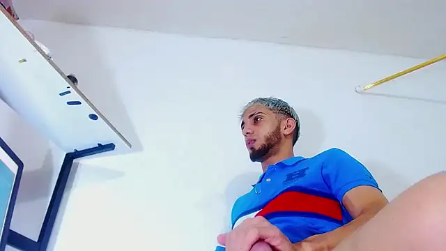 Snapshot of Gregory_hard chatting on October 13, 2025, 1:29 am Gregory hard online show from October 13, 2025, 1:29 am