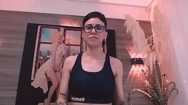 Cutie Shy  online show from November 8, 2025, 7:28 pm