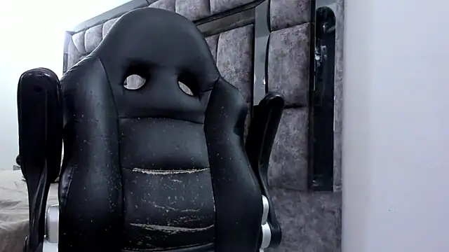 Snapshot of MalconStonne chatting on October 23, 2025, 2:54 am MalconStonne online show from October 23, 2025, 2:54 am