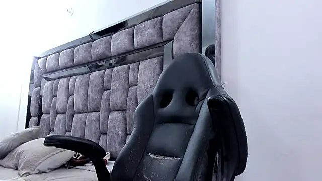 Snapshot of MalconStonne chatting on October 31, 2025, 9:28 am MalconStonne online show from October 31, 2025, 9:28 am