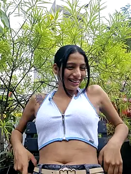 lily sk online show from February 14, 2025, 9:43 pm