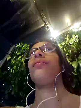 lily sk online show from February 3, 2025, 11:36 pm