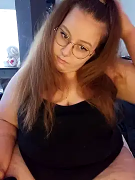  Julie x online show from January 28, 2025, 2:21 pm