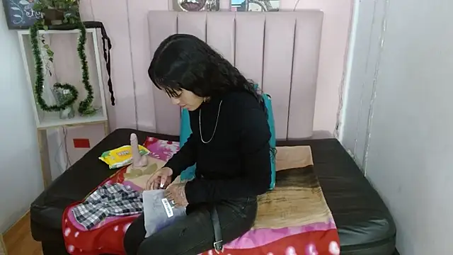 camilawilliams707rs online show from April 1, 2026, 4:03 am