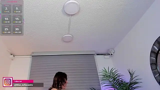 Snapshot of miss_sofiaa chatting on May 6, 2026, 11:47 am miss sofiaa online show from May 6, 2026, 11:47 am