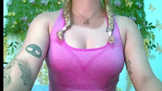 Crysrus online show from July 2, 2026, 1:39 am