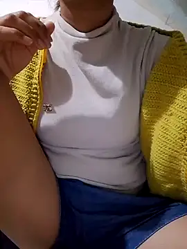 Snapshot of Cute_lady99 chatting on November 13, 2025, 8:13 pm Cute lady99 online show from November 13, 2025, 8:13 pm