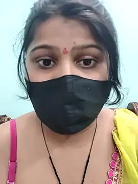 Hotty-simran online show from October 3, 2025, 4:47 am