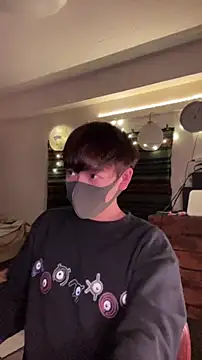 poketkuma online show from October 29, 2025, 3:55 pm