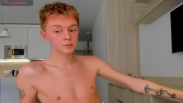 agelandreww online show from March 2, 2025, 11:52 am