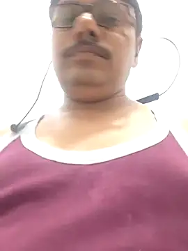 Srmotrs online show from October 30, 2025, 6:49 pm