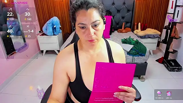 MEYLAGIA online show from April 14, 2026, 3:11 am