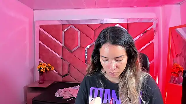 Olivia Fox69 online show from June 6, 2026, 4:17 am