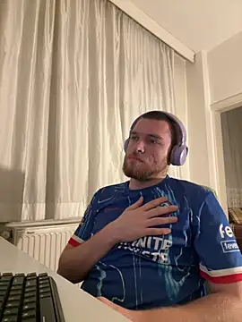 Franso13 online show from April 24, 2026, 12:12 am