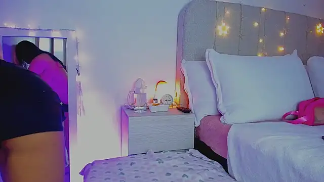 Snapshot of VIDEO_SALE_4_YOU chatting on June 14, 2026, 8:54 pm VIDEO SALE 4 YOU online show from June 14, 2026, 8:54 pm